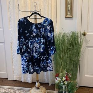 Blue floral Top.
